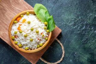 Nomes de comida com a letra A: Arroz, Alho, Amora…