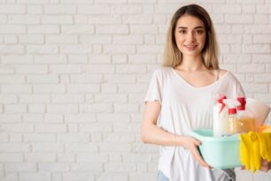 Dona de casa tem direito a receber o PIS 2025?