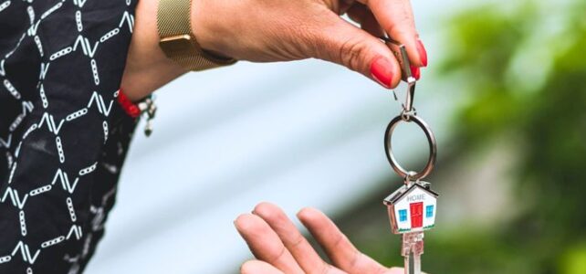 Vai comprar uma casa? Confira 12 dicas para fazer o melhor negócio de forma segura