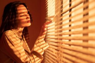 Elegância e funcionalidade: tudo sobre persianas e cortinas