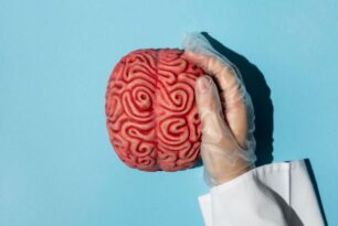 É possível melhorar a cognição com uma soneca e alguns nutrientes