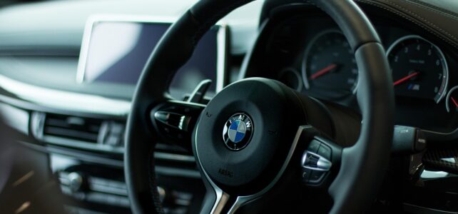 Qual compensa mais, ConectCar ou Sem Parar? Qual compensa mais, ConectCar ou Sem Parar?
